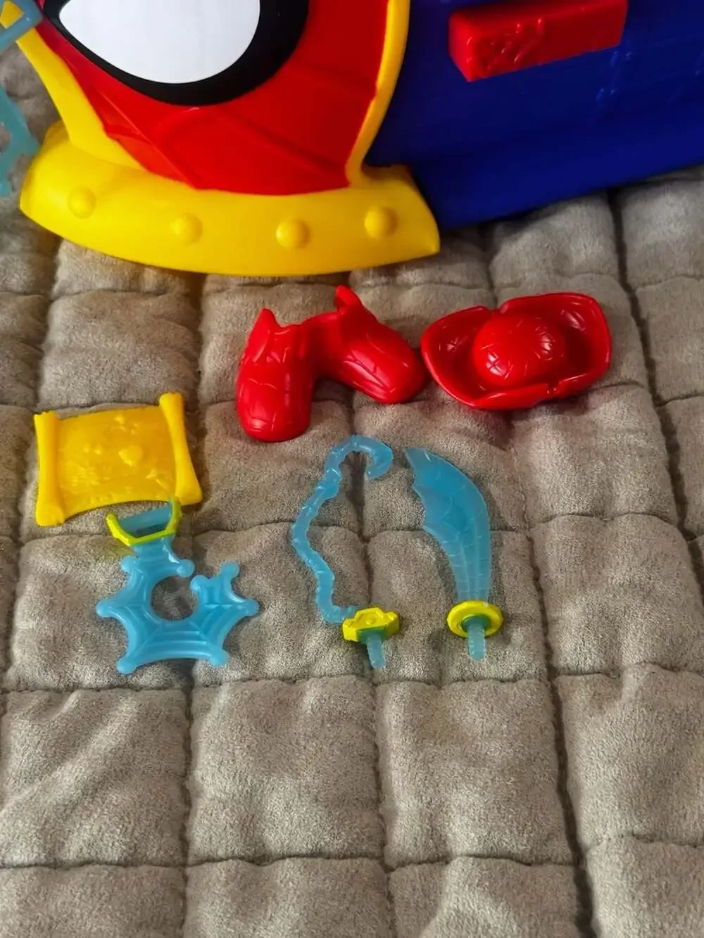 Marvel Spidey &  His Amazing Friends Water-Webs Webs Ahoy Bubble Pirate Ship